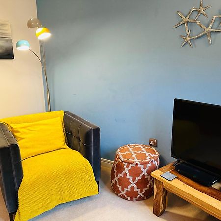 Starfish Cottage- Private Beach Access- Dog Friendly Чарлстаун Екстериор снимка